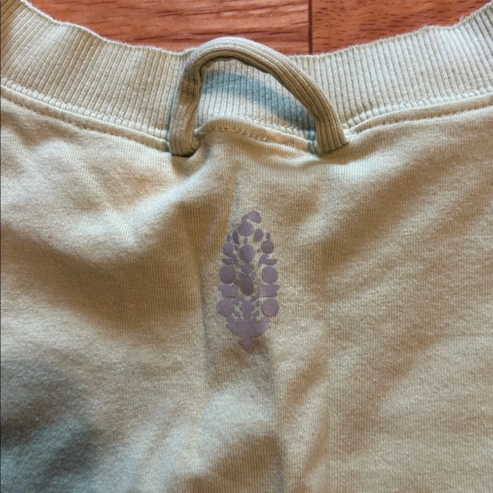 Free People hot shot relaxed set. Size medium. Light green color called Moss. - Picture 9 of 13